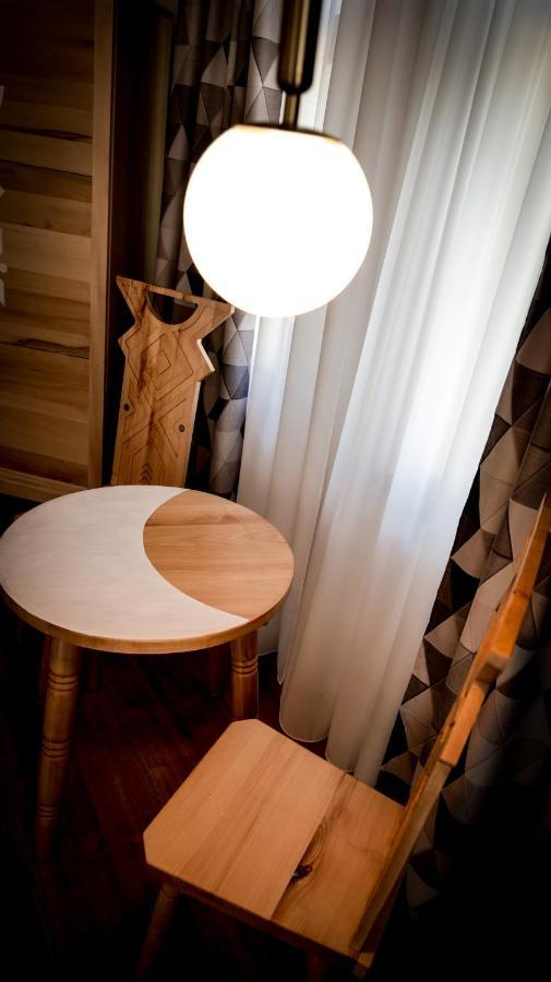 Conacul Olarilor Bed & Breakfast Baia de Fier Bagian luar foto