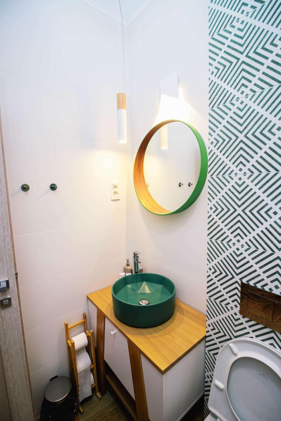 Conacul Olarilor Bed & Breakfast Baia de Fier Bagian luar foto
